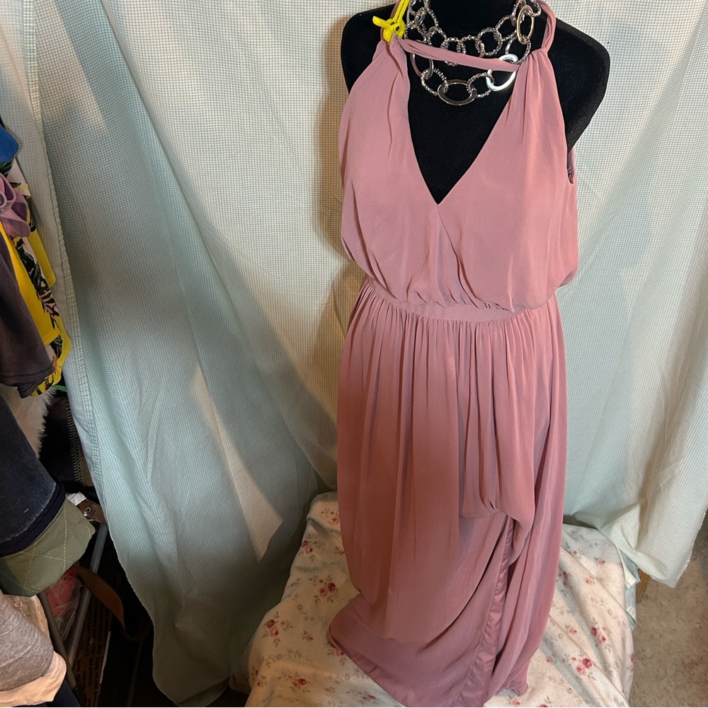 Elegant Pink Sleeveless Dress
